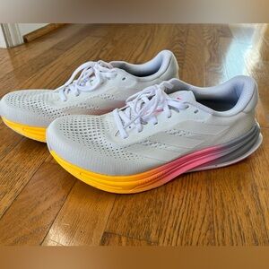 Adidas Supernova Rise 9.5 women’s